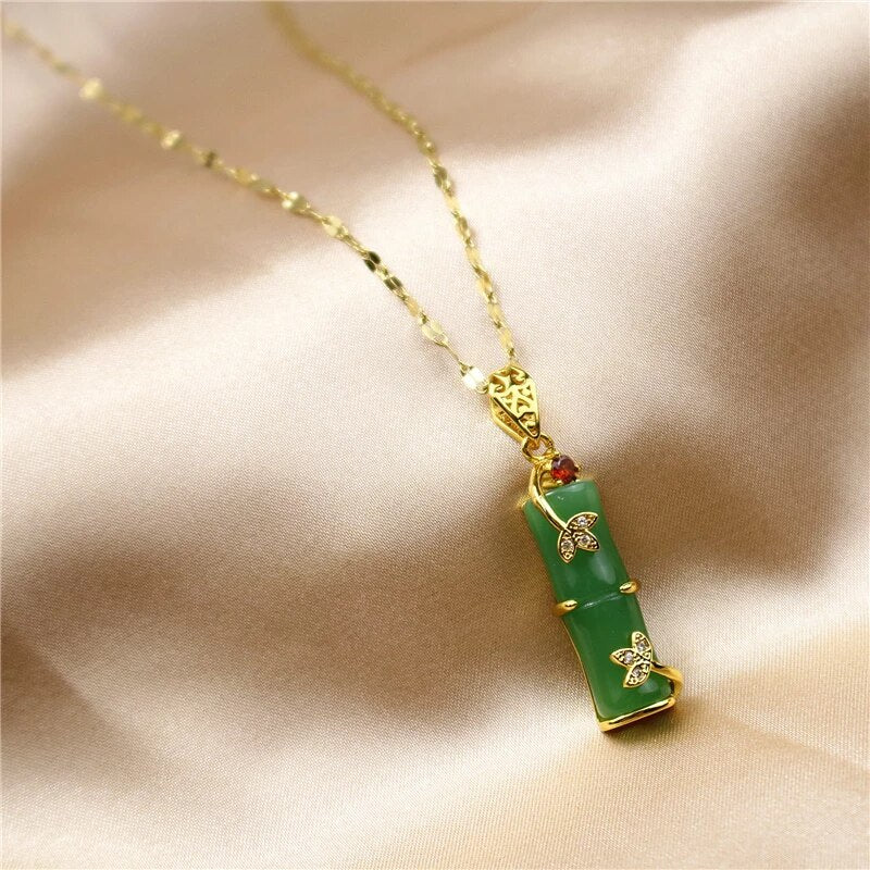 Spiritual Jade Amulet Pendant | A Captivating Piece of Jewelry with Meaning