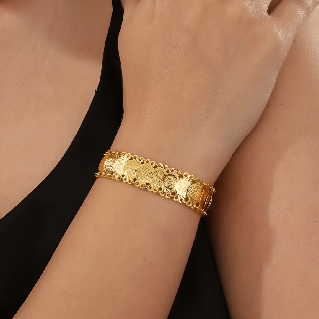 Aurielle Bracelet – Elegant Gold Bracelet for Women
