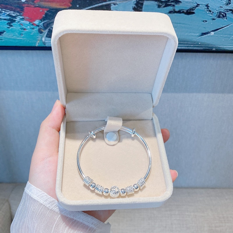 Stylish Bracelet with Captivating Silver Lucky Beads