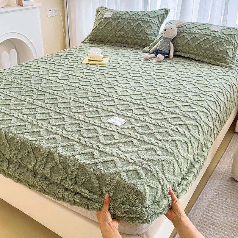 LuxeLoom Duvet - Luxurious Fleece Duvet for Ultimate Warmth and Comfort