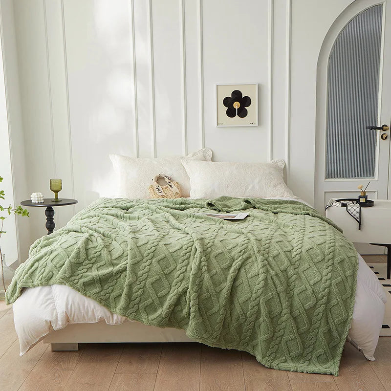 CozyLuxe - Luxurious Lambswool Blanket for Bedroom