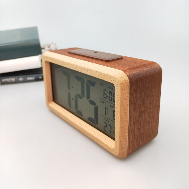 WoodChrono – Stylish Wooden Clock with Calendar