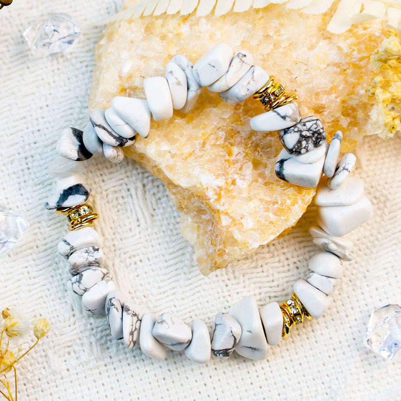 Elegant Celine Armband av Natursten och Kristallpärlor