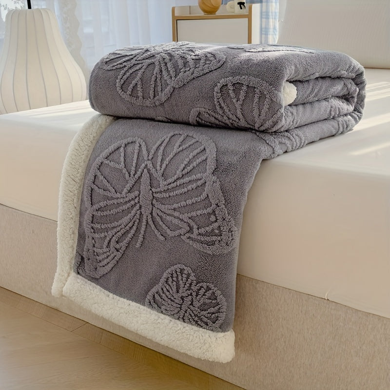 Cozy Luxe – Soft fleece throw with butterfly design