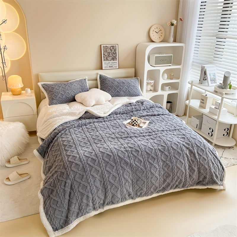 Vintage Luxe Double-Sided Fleece Throw - Winter Essential