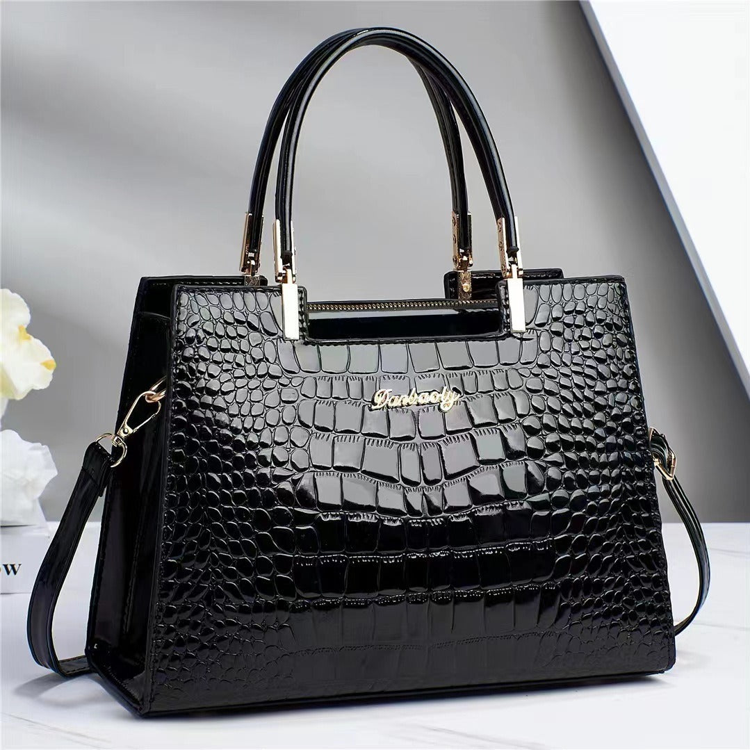 EliteGlam Bag – Luxurious and Elegant Handbag
