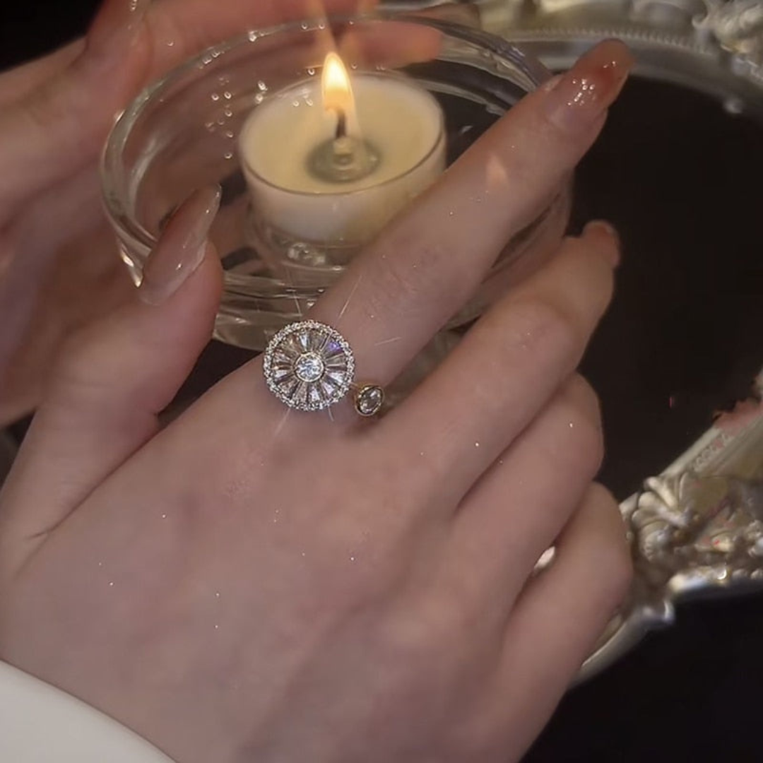 Serenio Spinning Ring – Stress Relief and Calming Jewelry