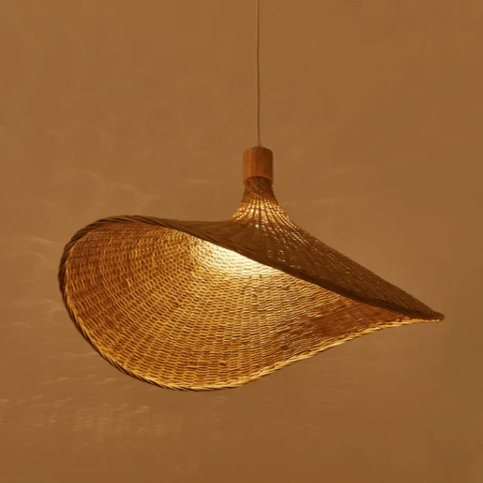 RusticWeave Light – Elegant Rattan Hanging Lamp