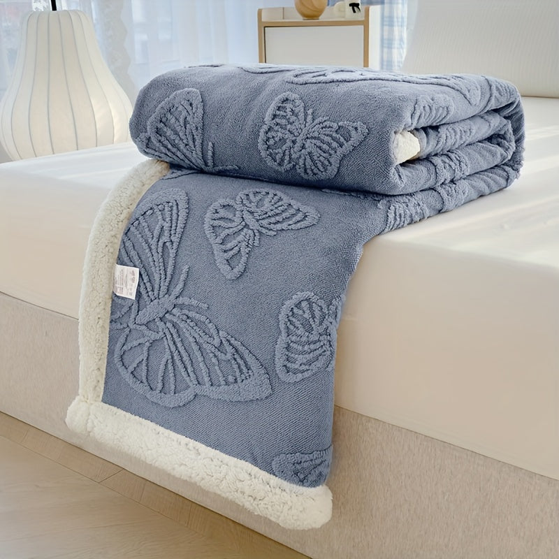 Cozy Luxe – Soft fleece throw with butterfly design