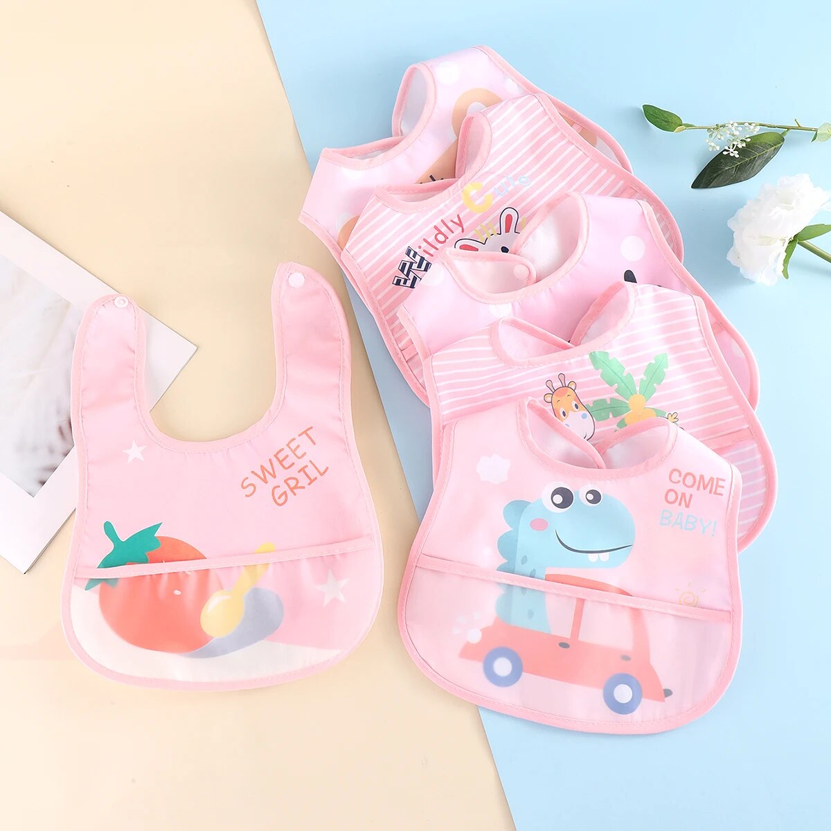 AquaGuard - Set of 5 Adjustable Baby Bibs