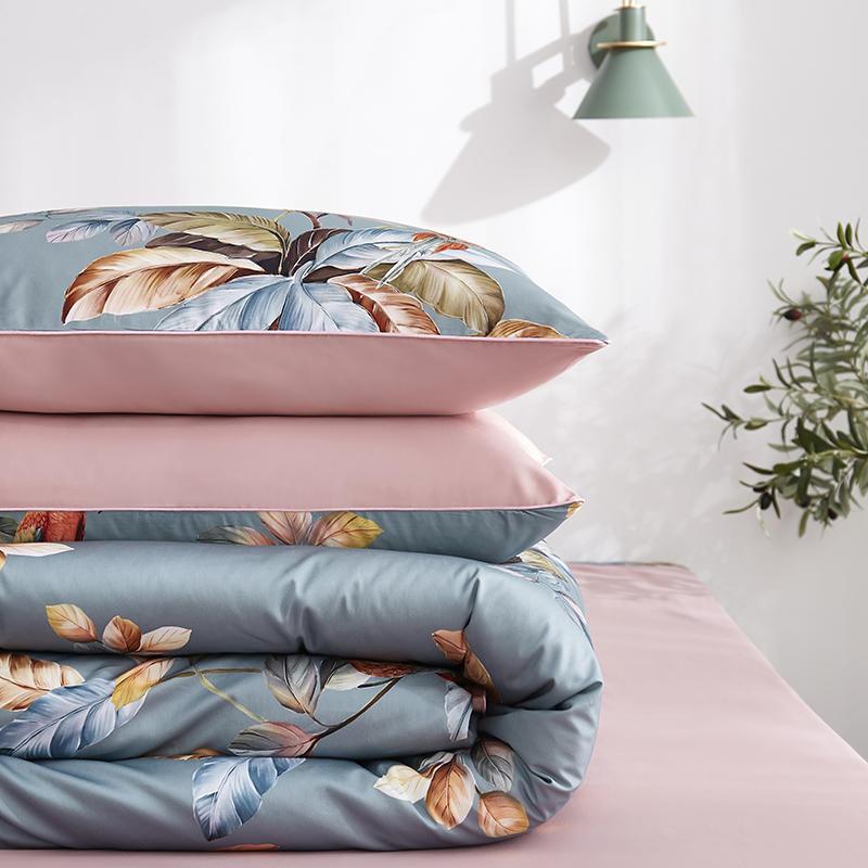 Blue-gray Infinity – Luxury Bedding Set