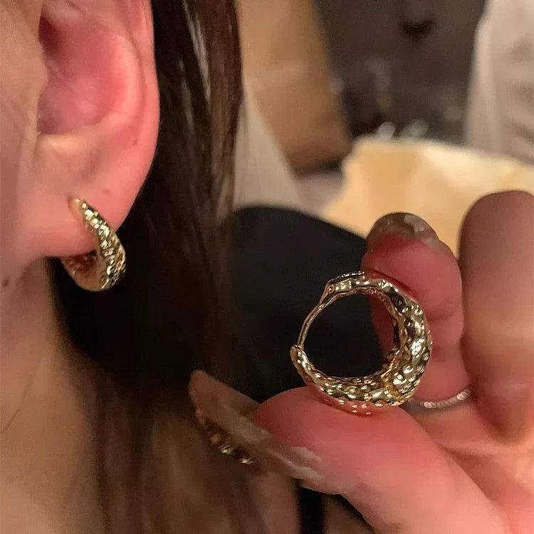 Elegant Noor Creole Earrings for a Timeless Look