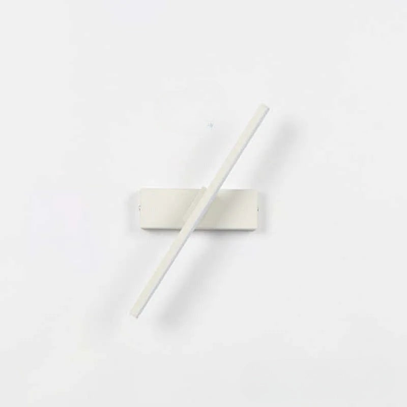LuxeGlow Wall Lamp - Elegant Wall Lamp with Flexible Lighting for Modern Interiors