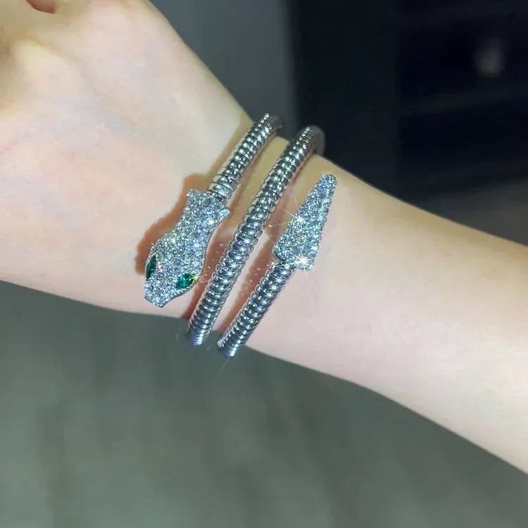 Elegant snake bracelet - Nysa