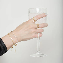 Eleganta Lumia Iced Armband - Känn Lyx!