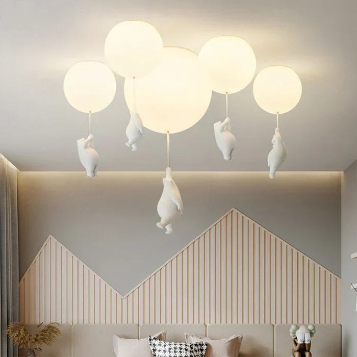 CloudBear – Playful children's ceiling lamp with balloon