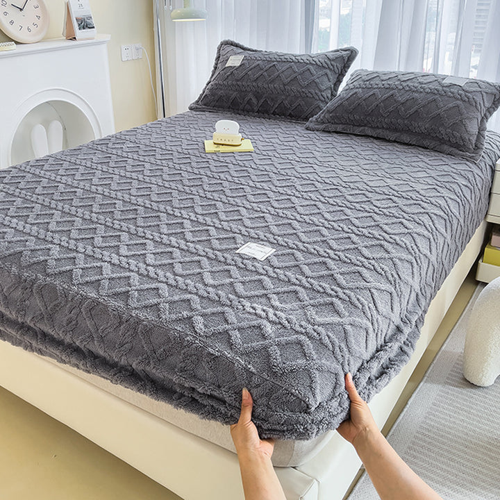 LuxeLoom Duvet - Luxurious Fleece Duvet for Ultimate Warmth and Comfort
