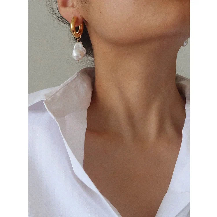 Elegant Baroque Pearl Earrings - Isadora Design