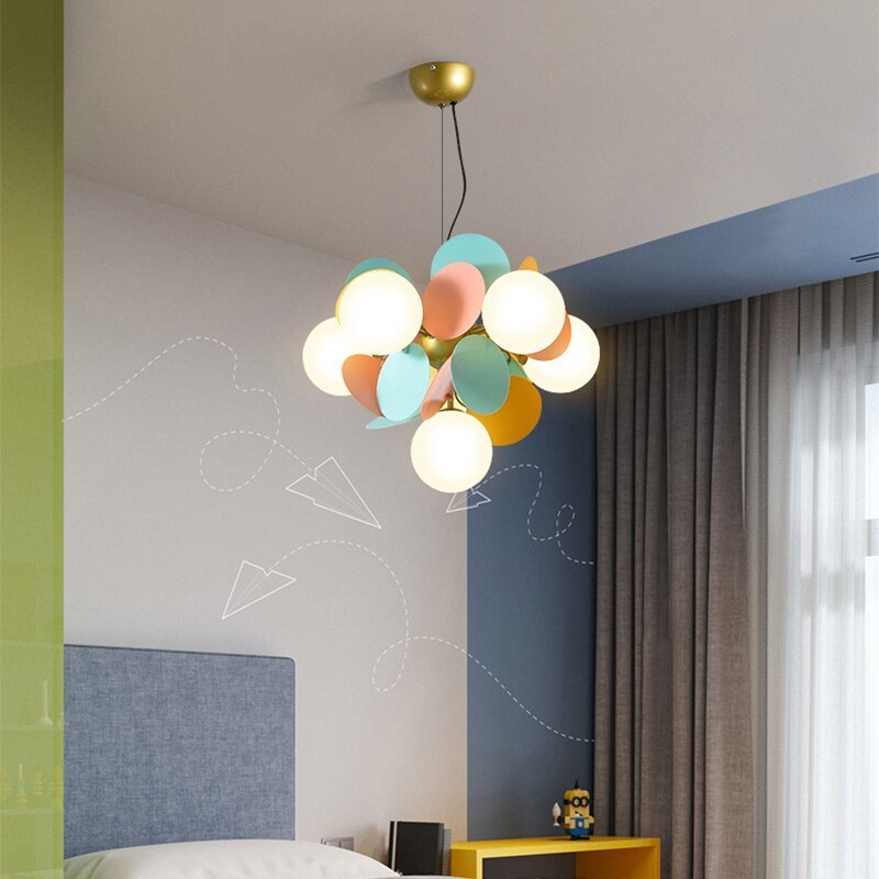 ModernBrilliance Lamp - Stylish LED Pendant Lamp for All Spaces