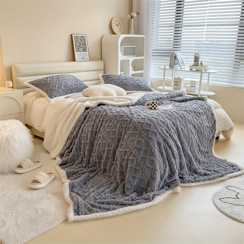 Vintage Luxe Double-Sided Fleece Throw - Winter Essential
