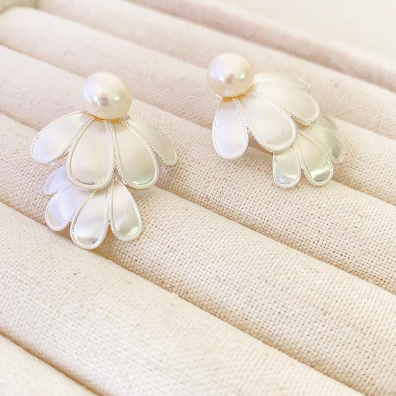 Lunara Earrings - Elegant Double Flower Pattern