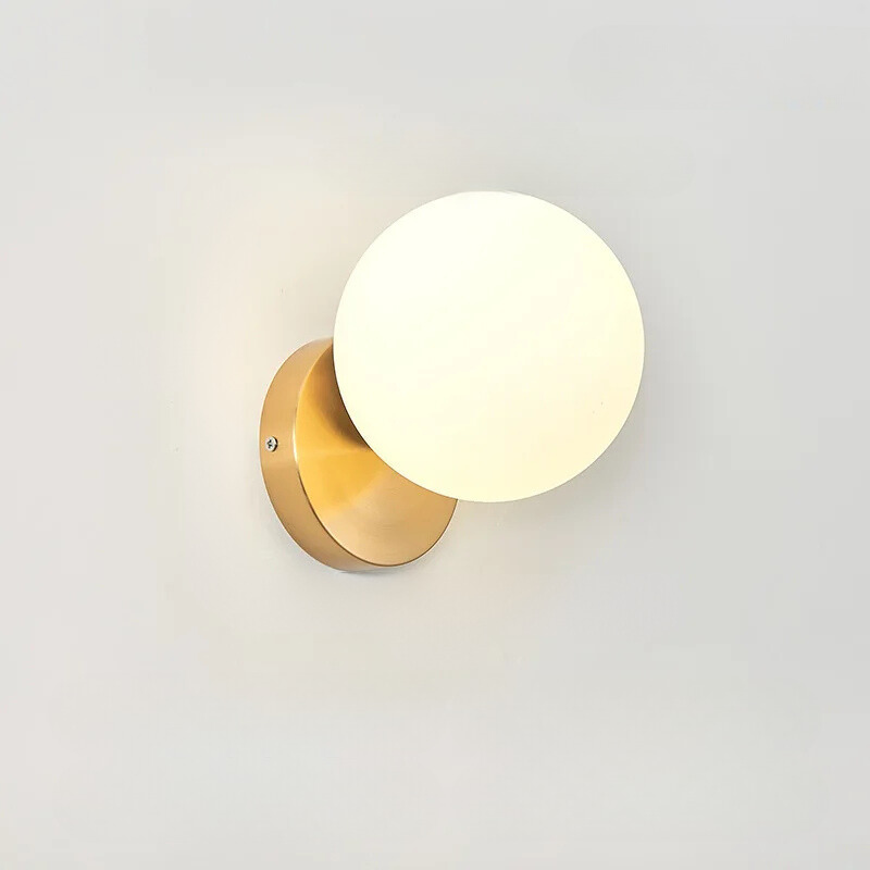 GleamGold - Lyxig Guldig Vägglampa med Glas