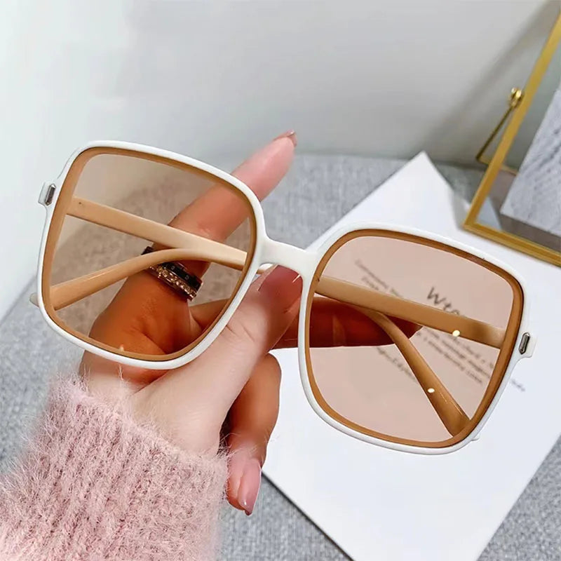 Sheena Shades – Elegant Oversized Sunglasses