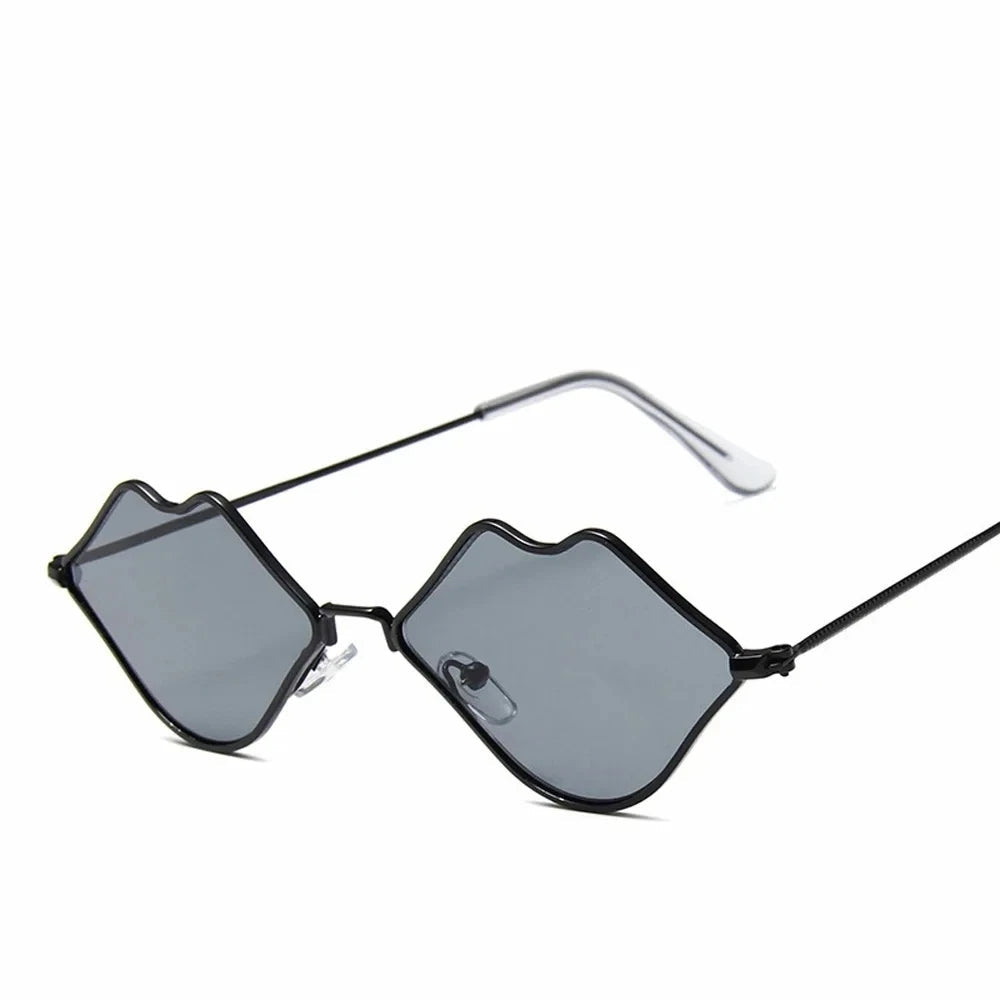 IzzaGlare - Vintage Sunglasses with Unique Design