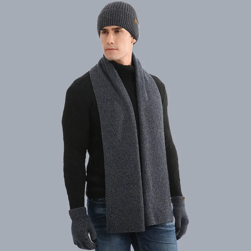 ArcticStyle – Trendy Winter Set with Hat and Mittens