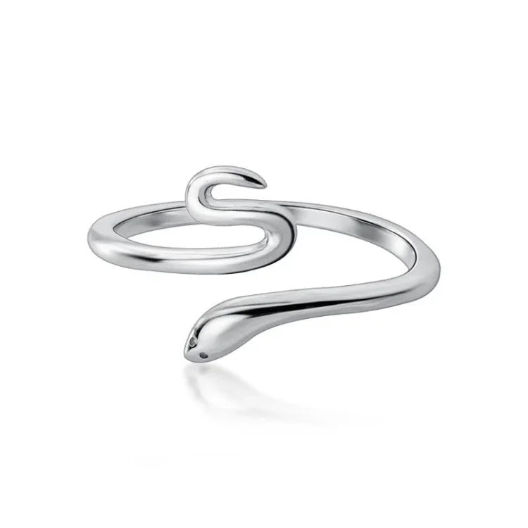 Amira Adjustable Snake Ring - Perfect Customization for Your Style!
