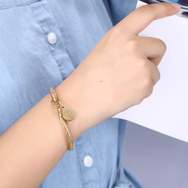 Benedetta - Elegant Saint Benedict Prayer Bracelet