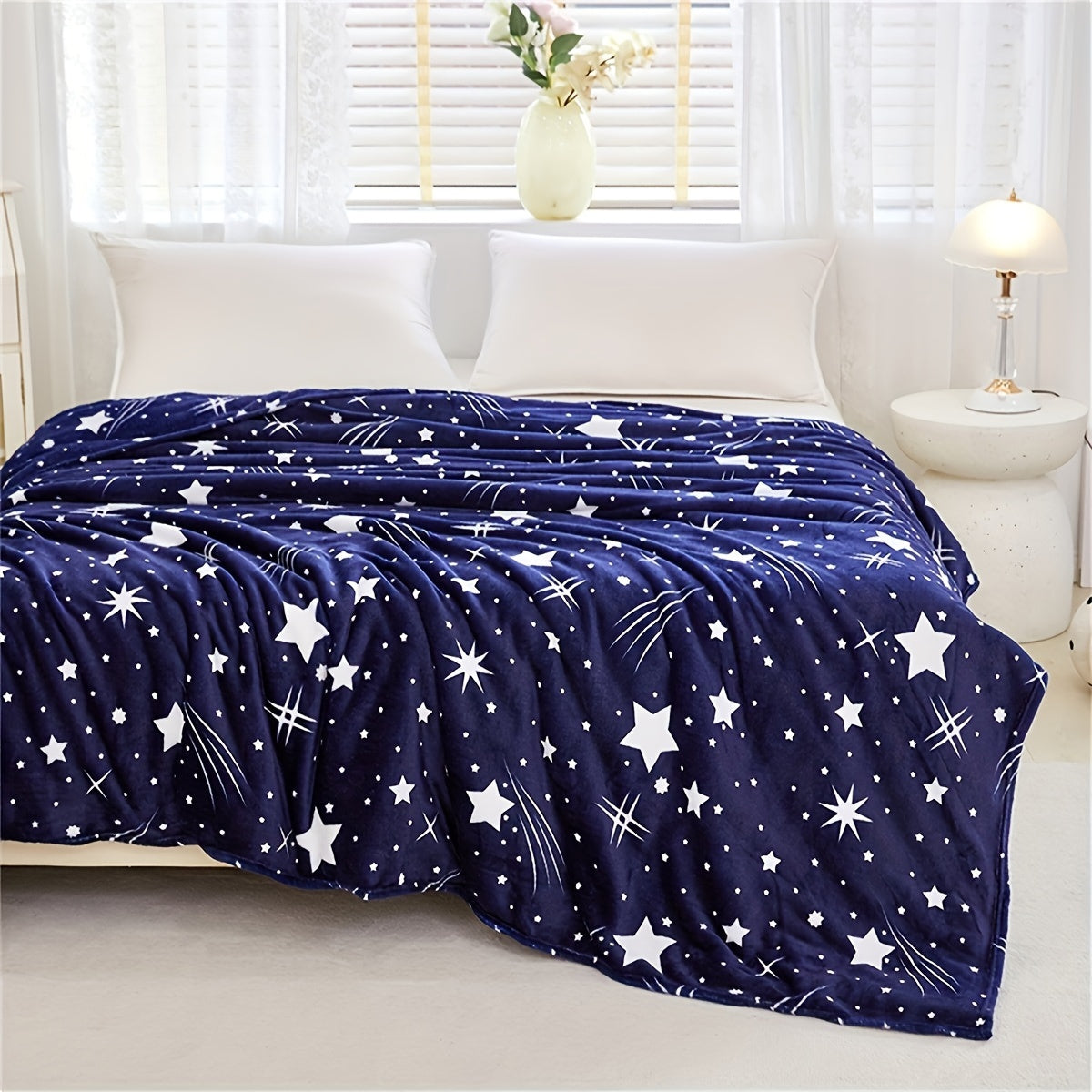MeteorFleece – Soft Fleece Blanket with Meteor Pattern