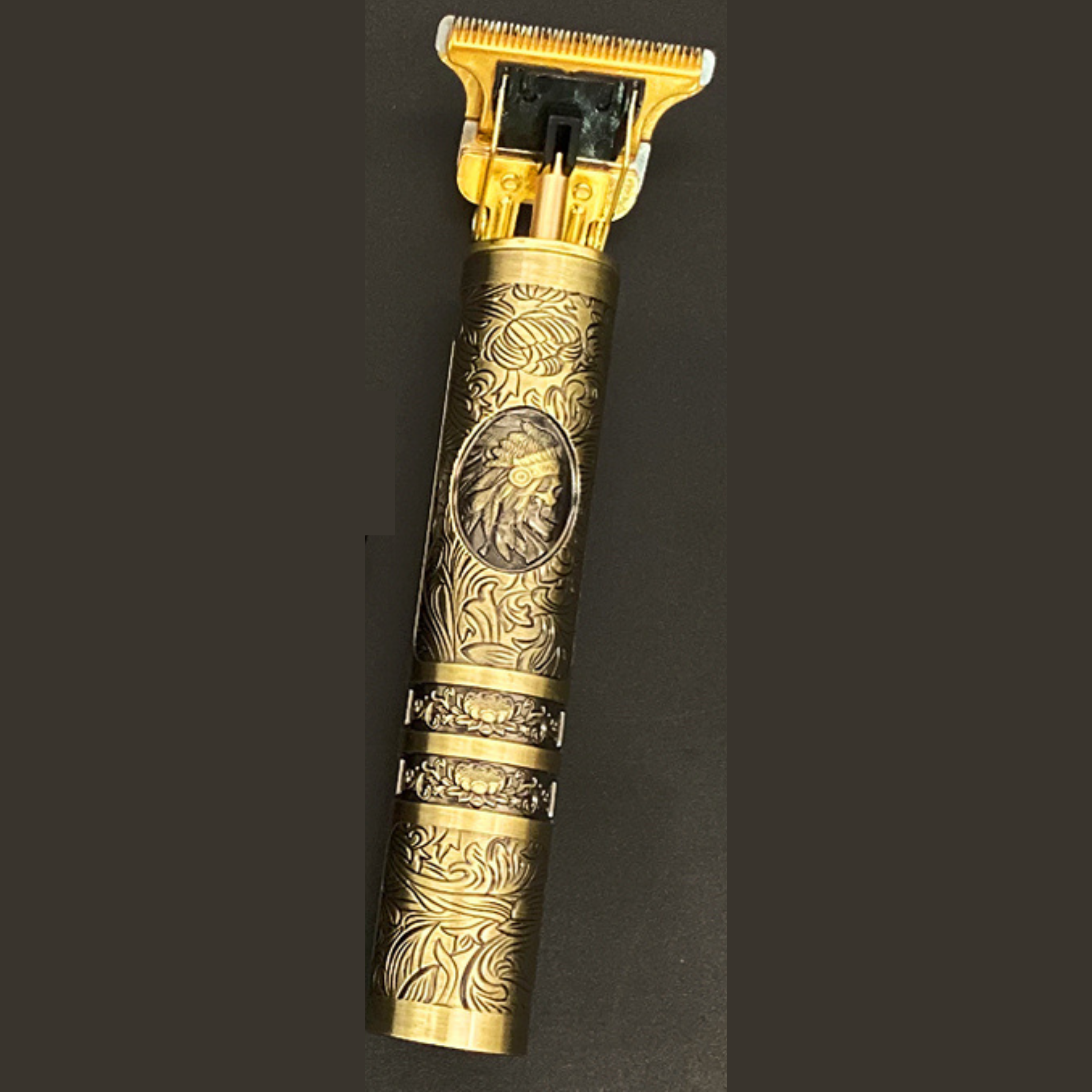 SkullTrim – Vintage Rechargeable Beard Trimmer with Attachments