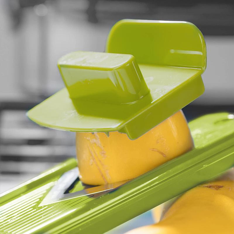 SlicePro - Multifunctional Vegetable Cutter for the Kitchen