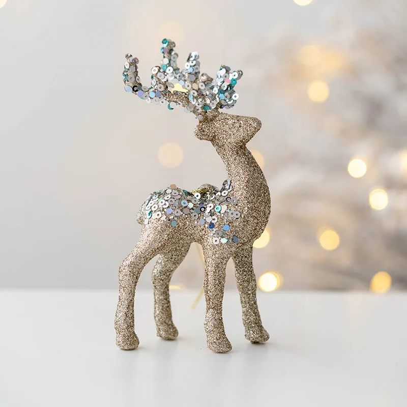 Glittrande Hjort Ornament – Lyxig Juldekoration för en Festlig Stämning
