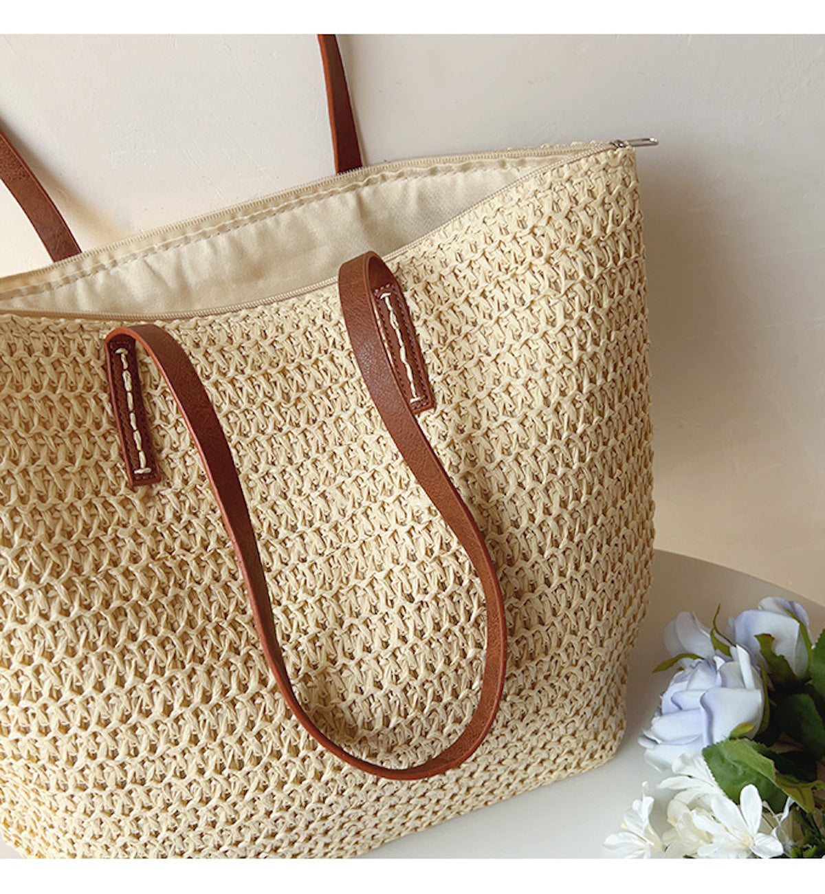 SummerBreeze Tote - Stylish basket bag with leather handle