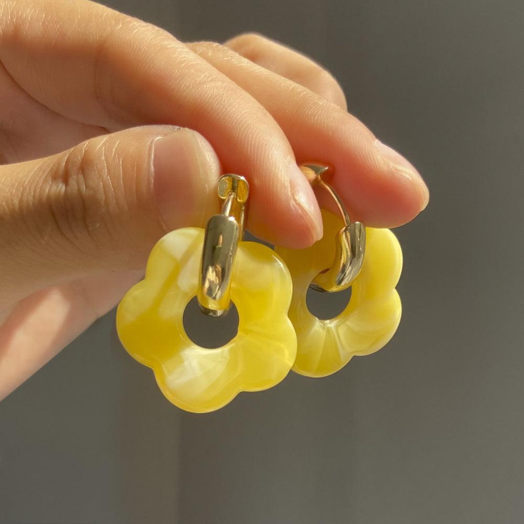 Valeria Earrings – Elegant Golden Floral Designs