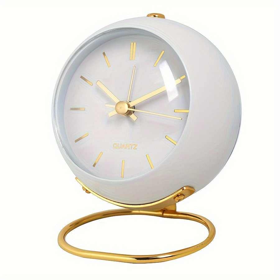 EleganceTime - Luxurious Quartz Alarm Clock in Metal Design