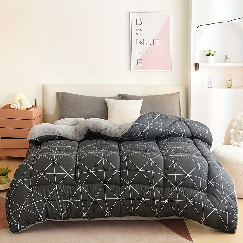 Luxe All-Year Down Duvet Insert with Geometric Patterns