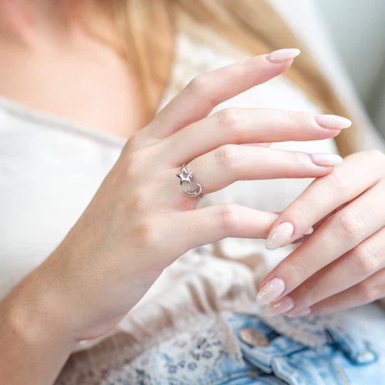 CalmRing Nua - Stylish Ring for Stress and Anxiety