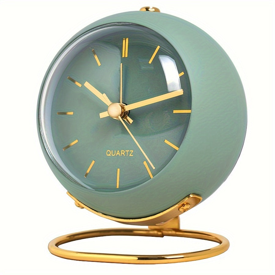 EleganceTime - Luxurious Quartz Alarm Clock in Metal Design