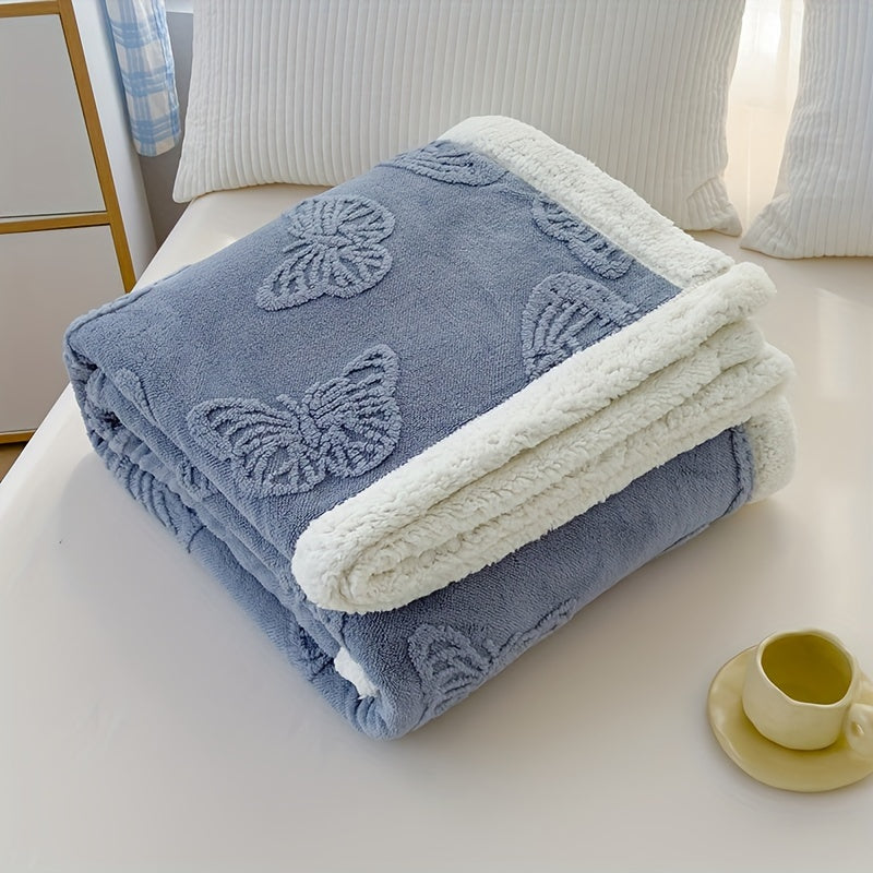Cozy Luxe – Soft fleece throw with butterfly design