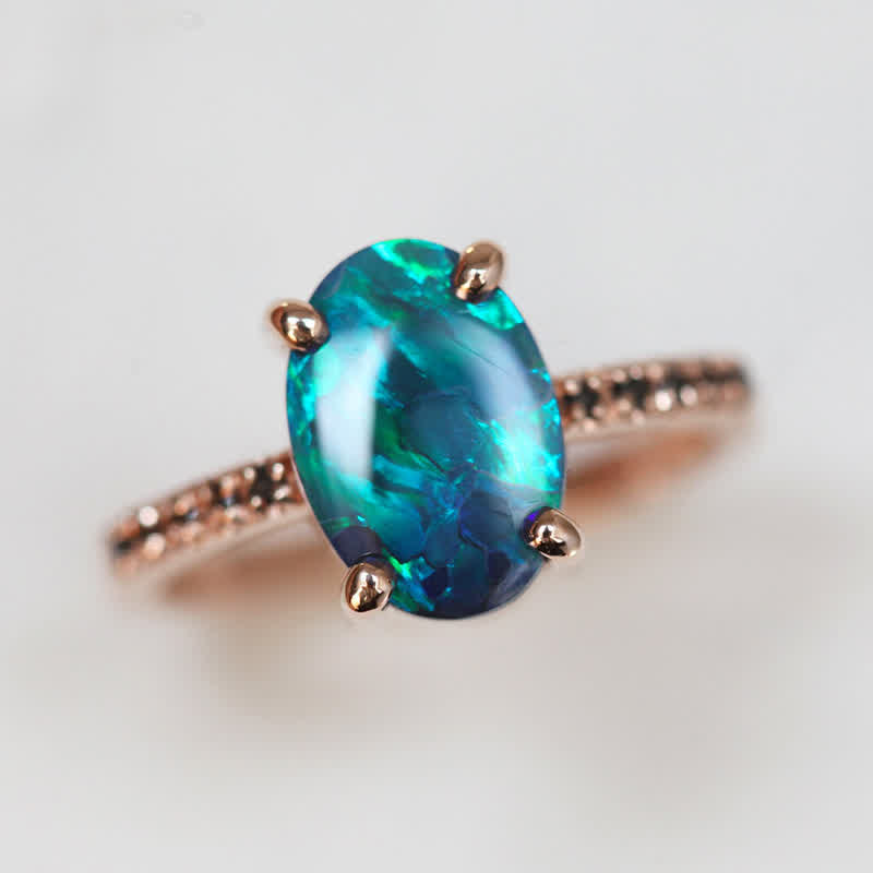 Isabella 3-piece ring set with stunning sapphires and opals