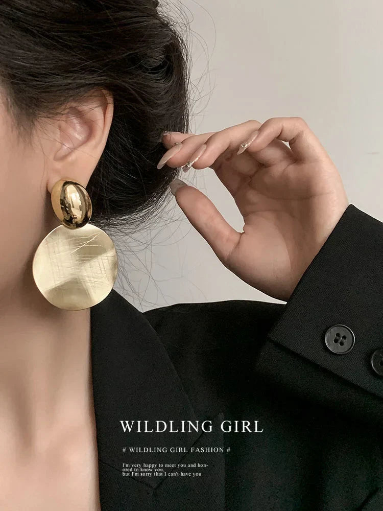 Elegant Gold Earrings with Luxurious Round Pendants - Amaya Collection