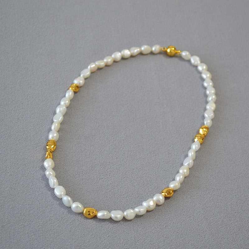 UniqueGlow Pearl Necklace – Elegant Jewelry for Women