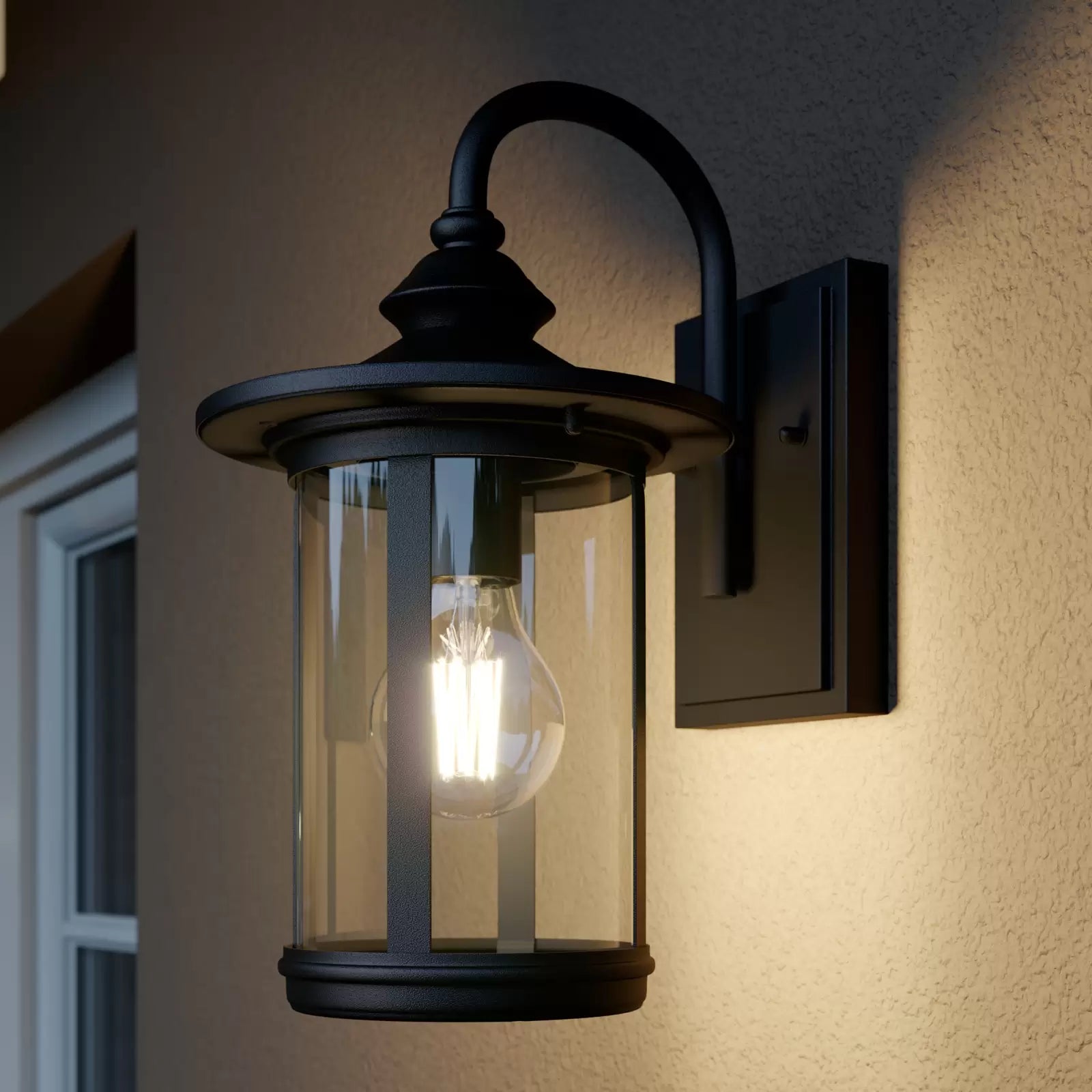 Zayn - Elegant Outdoor Wall Lamp with Vintage Charm