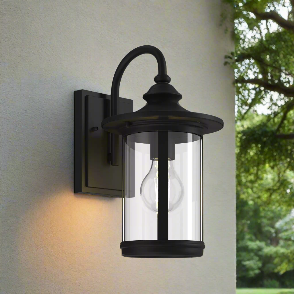 Zayn - Elegant Outdoor Wall Lamp with Vintage Charm