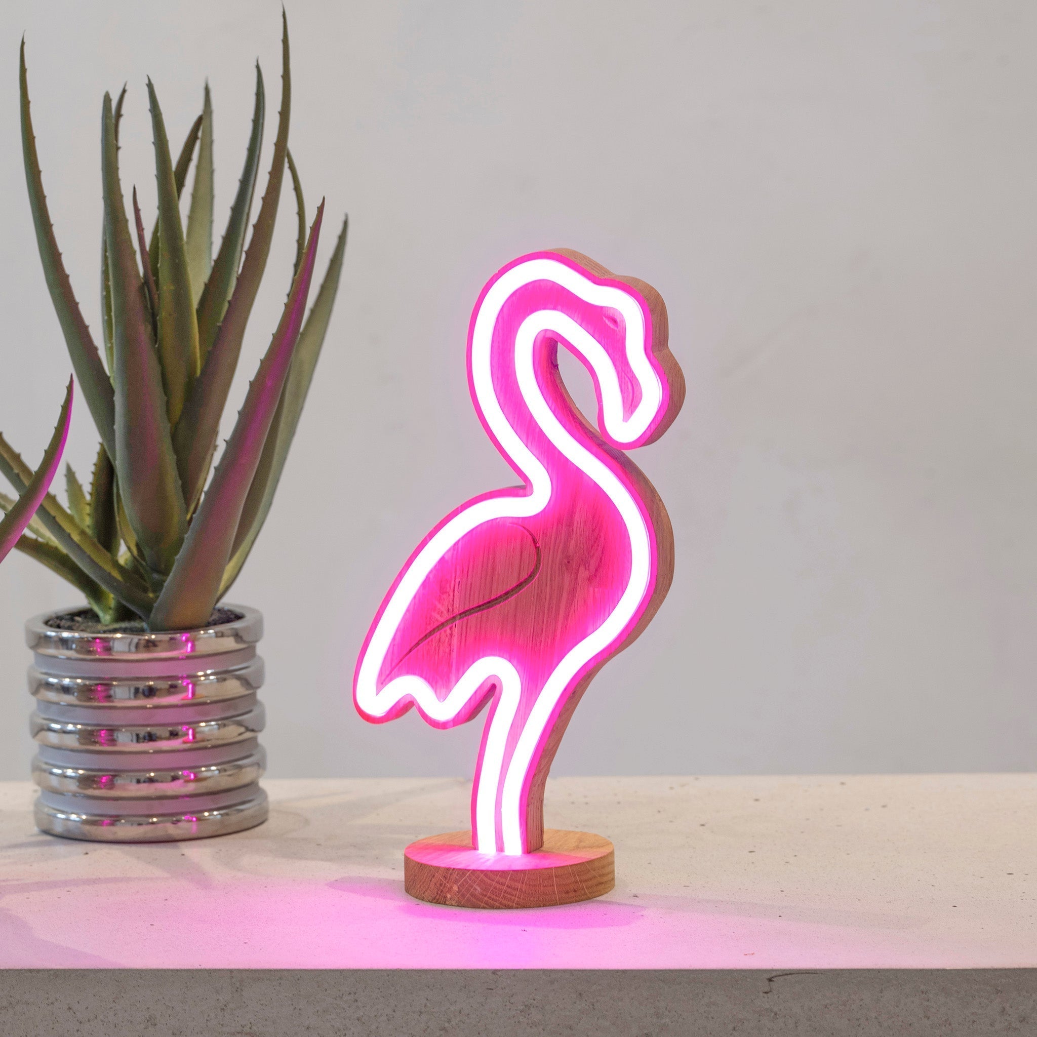 TropicalGlow - Wooden Neon Lamp with IR Remote Control