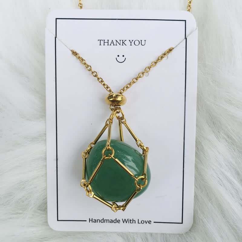 Elegant natural crystal necklace - Iris edition