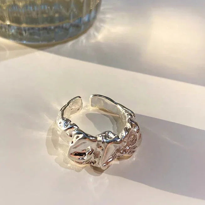 Arden Plissé Lava Design Minimalist Ring - Elegance in Simplicity